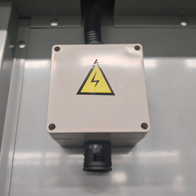 Kondensator o pojemności chłodzącej w zakładach budowlanych typu CL Black do zastosowań ciężkich